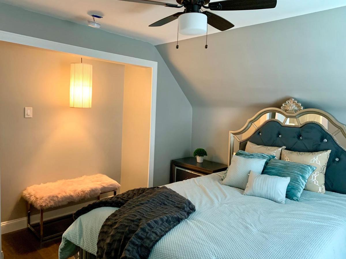 ניאגרה פולס The Oakwood Cottage- With Private Yard & Parking, Minutes From Falls & Casino By Niagara Hospitality מראה חיצוני תמונה